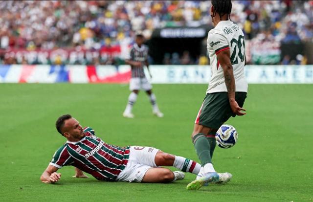 PG游戏官网-70556人见证！世俱杯首支决赛队出炉：2-0晋级 欧洲3队争冠